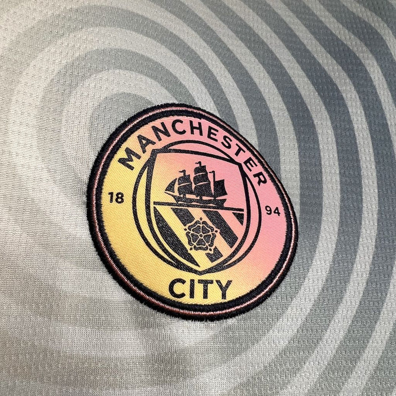 Camisa Manchester City 24/25 Definitely Maybe Oasis - Versão Torcedor Masculina