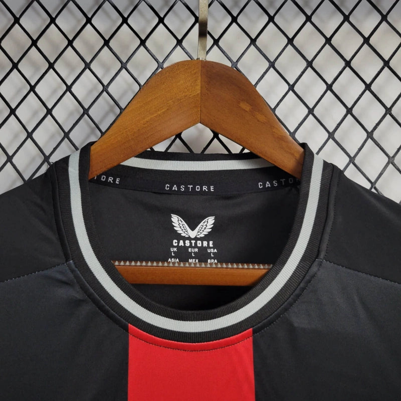 Camisa Bayer Leverkusen Home 24/25 - Versão Torcedor Masculina