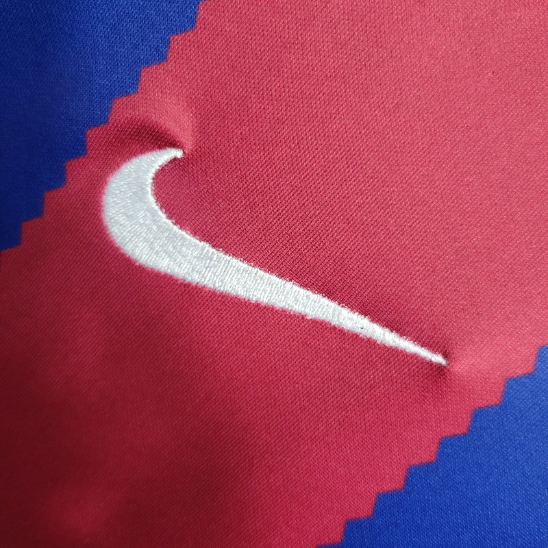 Camisa Barcelona Home 23/24 - Versão Torcedor Feminina
