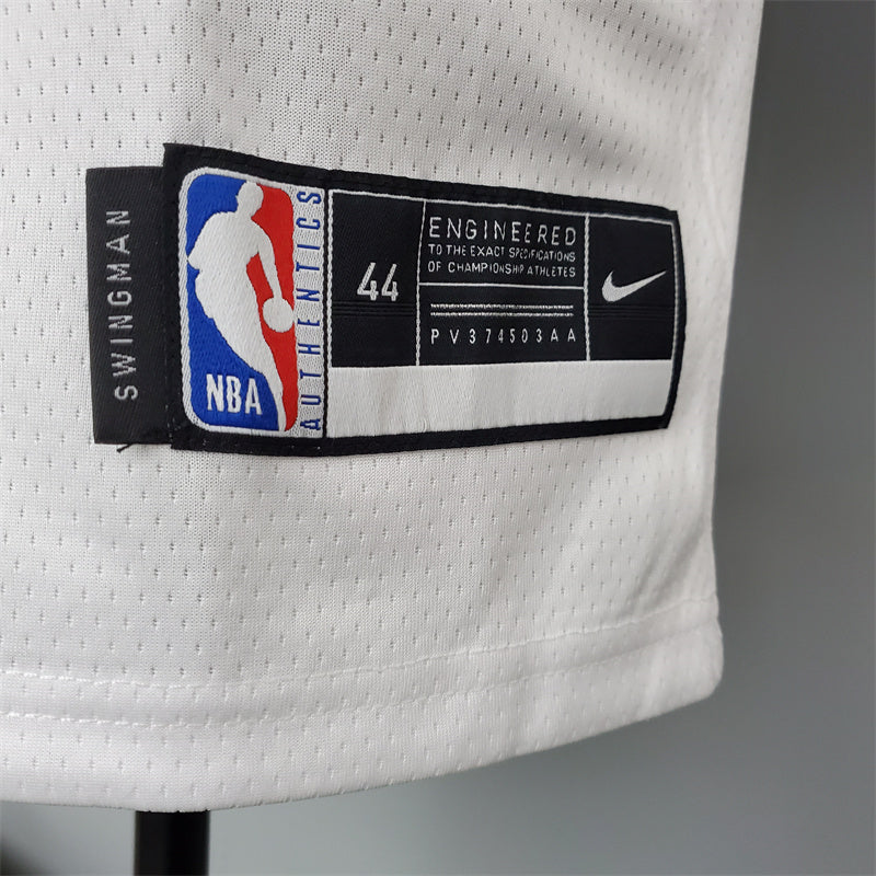 Camisa Cleveland Cavaliers NBA - Nike White - James 23