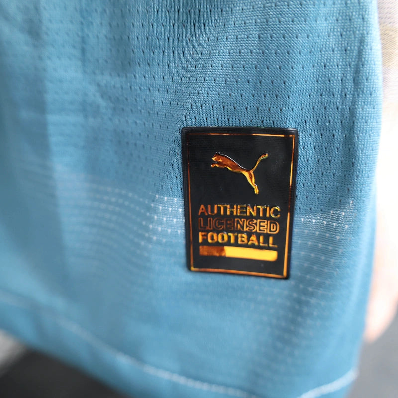 Camisa Manchester City 24/25 Definitely Maybe Oasis - Versão Jogador Masculina