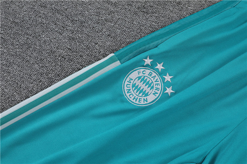 Conjunto de Inverno Bayern de Munique-Adidas-Branco e Verde Água-treino-futebol-neymar jr-messi-cristiano ronaldo
