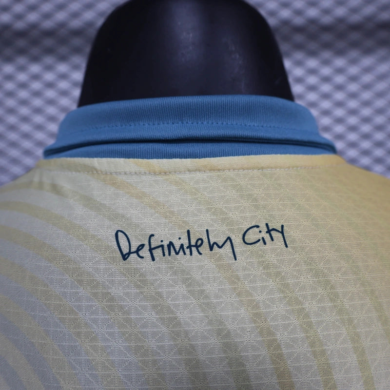 Camisa Manchester City 24/25 Definitely Maybe Oasis - Versão Jogador Masculina