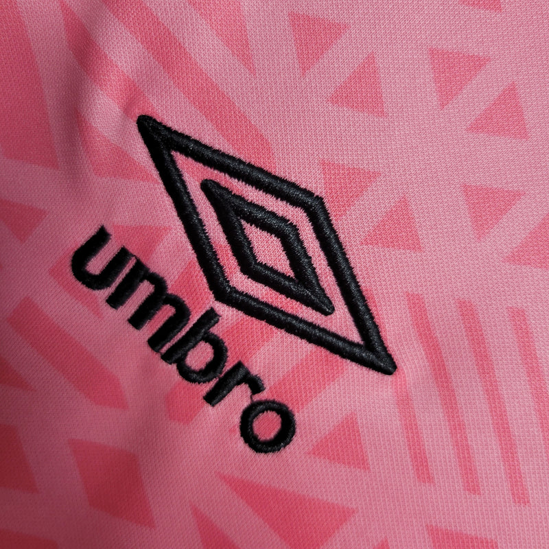 camisa-athletico paranaense-special edition-rosa-umbro-22-23-neymar-messi-cr7-futebol