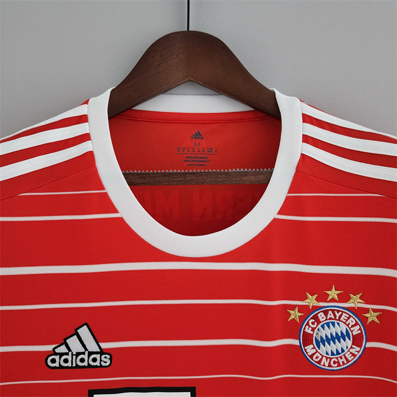 camisa-bayern de munique-home-i-1-vermelha-t-mobile-adidas-22-23-neymar-messi-cr7-futebol
