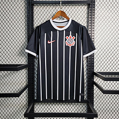 camisa-corinthians-away-ii-2-preta e branca-nike-23-24-neymar-messi-cr7-futebol