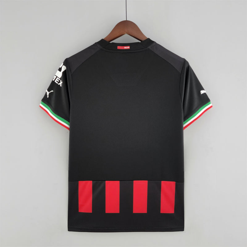 camisa-milan-home-i-1-rubro negra-emirates fly better-puma-23-24-neymar-messi-cr7-futebol