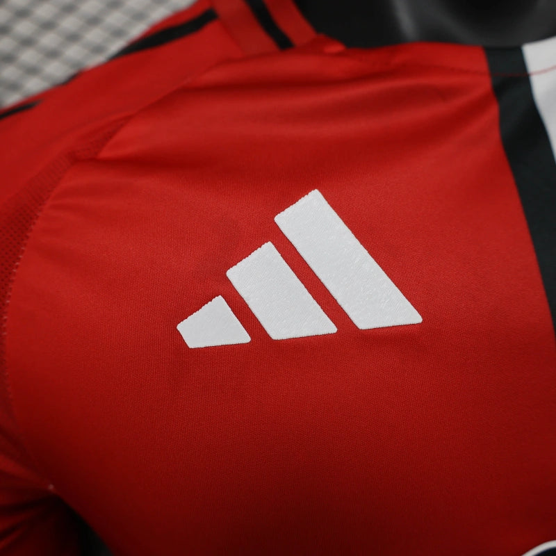 camisa-river plate-home-i-1-vermelha e branca-codere-adidas-25-26-neymar-messi-cr7-futebol 
