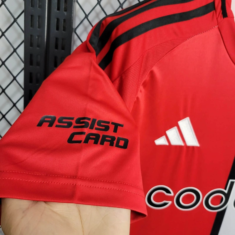 camisa-river plate-home-i-1-vermelha e branca-codere-adidas-25-26-neymar-messi-cr7-futebol 