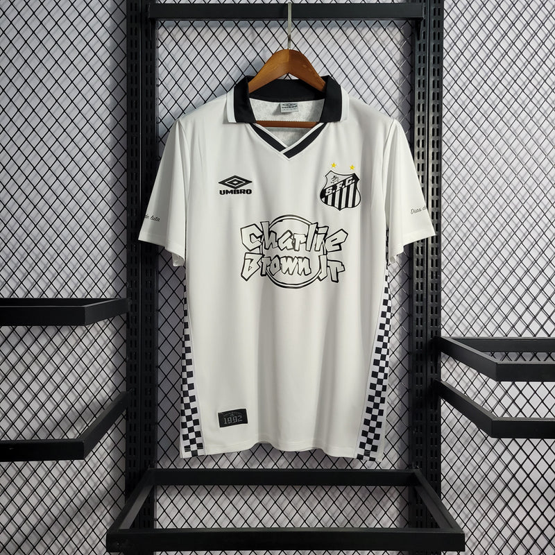 camisa-santos-charlie brown jr-branca-umbro-22-23-neymar-messi-cr7-futebol