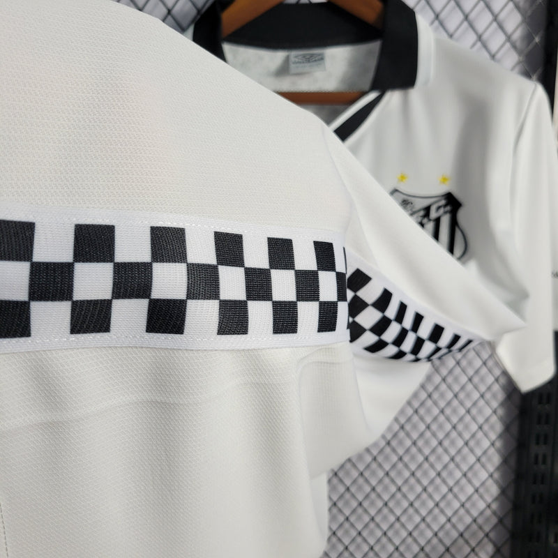 camisa-santos-charlie brown jr-branca-umbro-22-23-neymar-messi-cr7-futebol