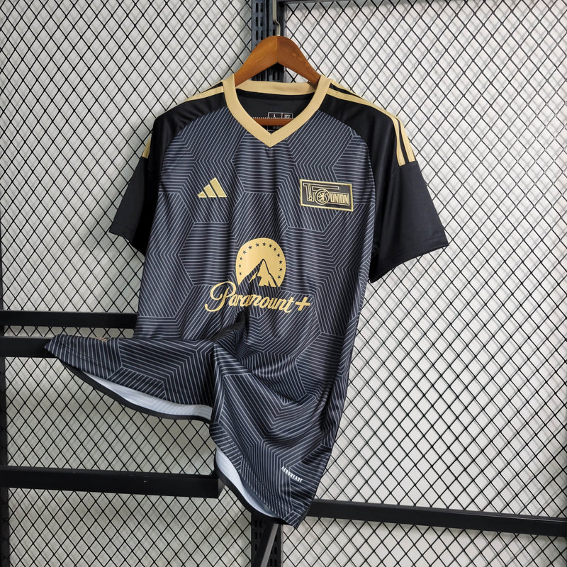 Camisa Union Berlin Special Edition 23/24 - Versão Torcedor Masculina
