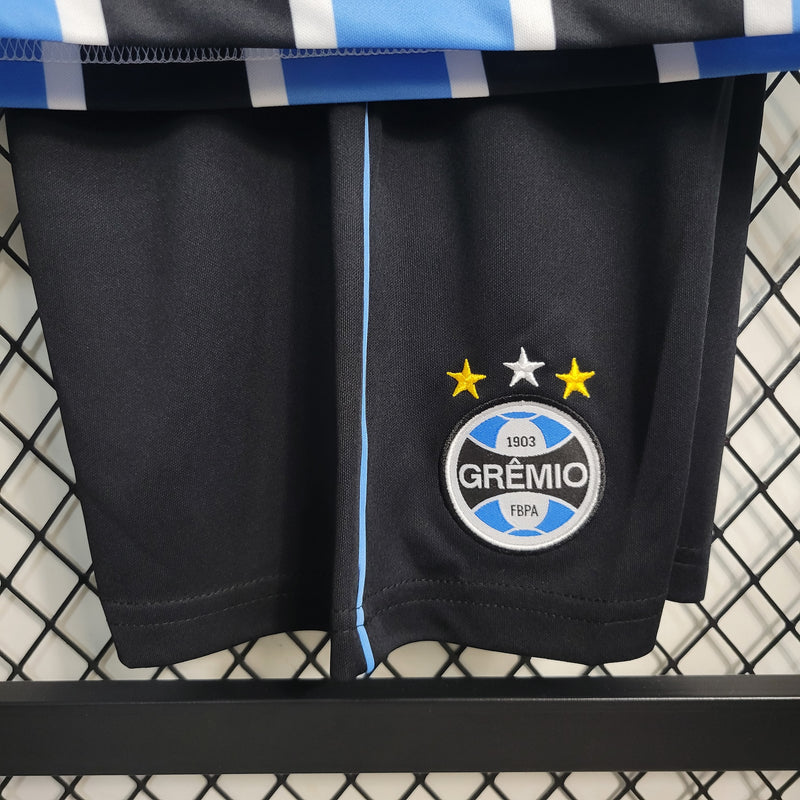 kit infantil-grêmio-home-i-1-tricolor-banrisul-umbro-23-24-neymar-messi-cr7-futebol 