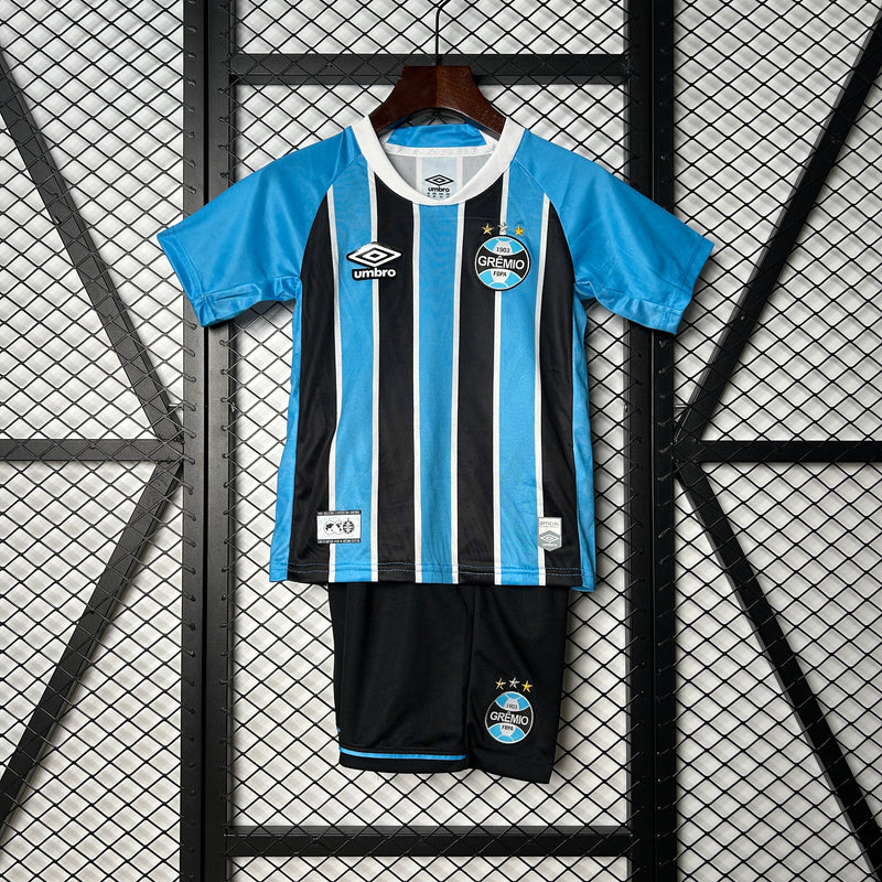 kit infantil-grêmio-home-i-1-tricolor-banrisul-umbro-25-26-neymar-messi-cr7-futebol